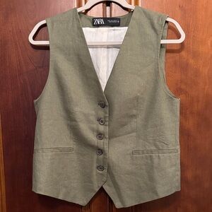 Zara Tailored Linen Blend Buttoned Vest Khaki Green size Small.